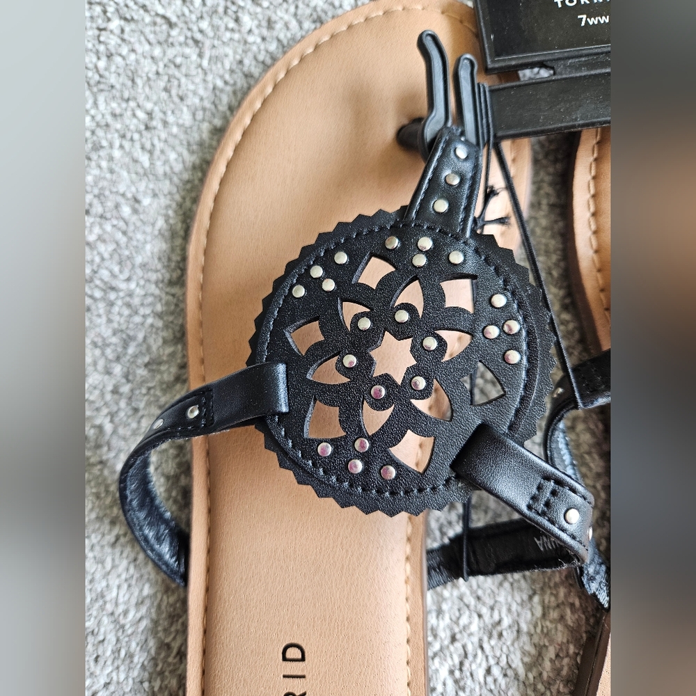 Torrid extra wide width faux leather t-strap sandal, 7ww, black - Picture 6 of 8